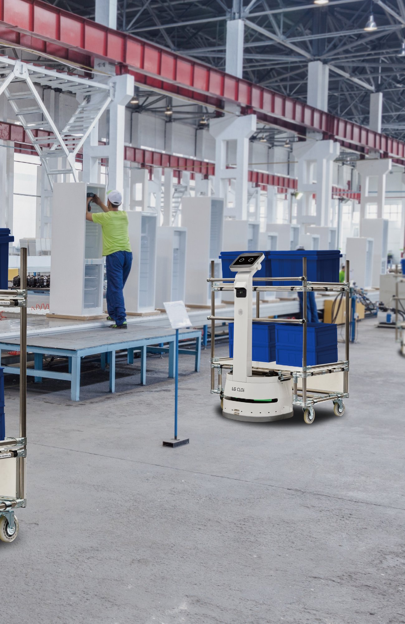 half page image manufacturing-automated-warehouse-robot-01